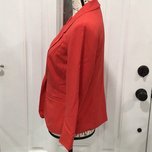 EUC. Kenzie Red Orange Blazer Size S P2P 17.5” - Picture 5 of 11